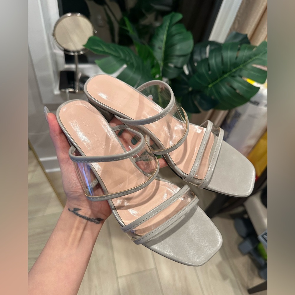 Maryam Nassir Z style Martina Sandals Grey PVC sandals US 8